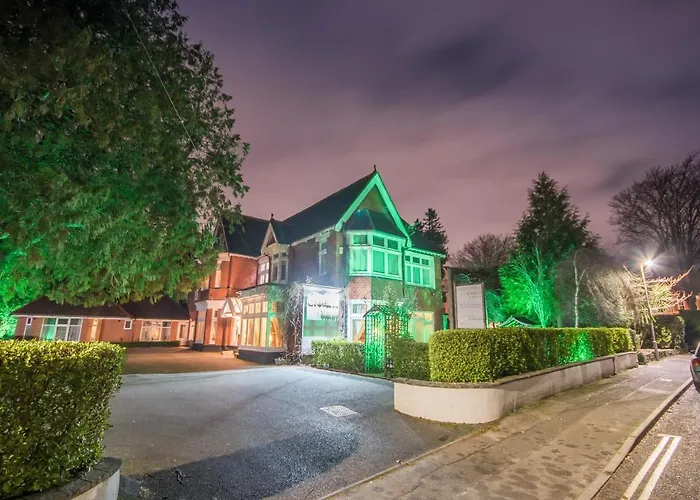 Grovefield Manor